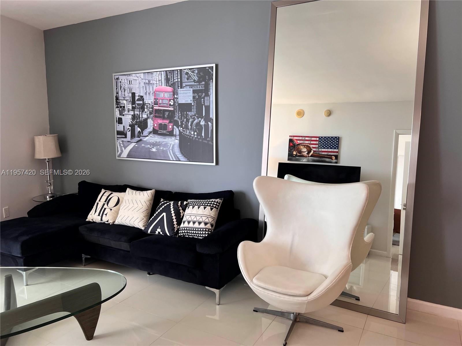 ICONBRICKELL CONDO NO 1 - Residential