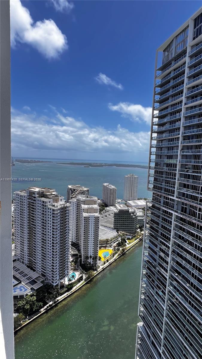 ICONBRICKELL CONDO NO 1 - Residential