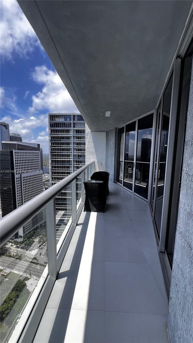 ICONBRICKELL CONDO NO 1 - Residential