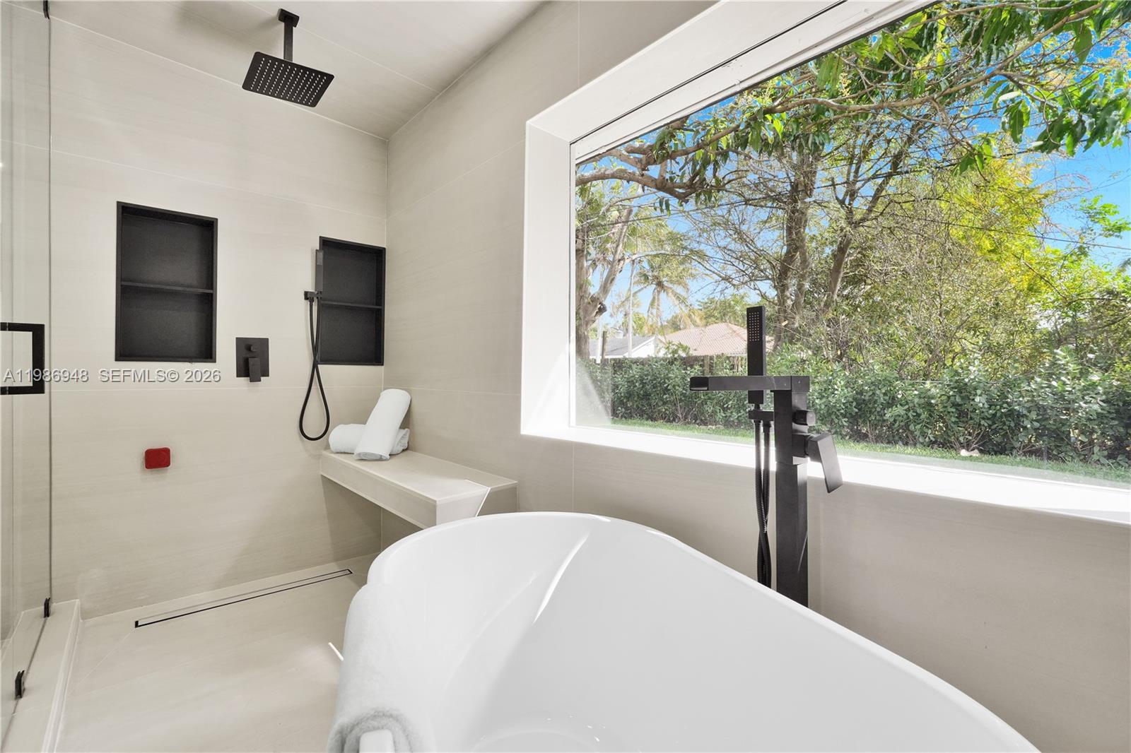 CAPRI ESTATES - Residential