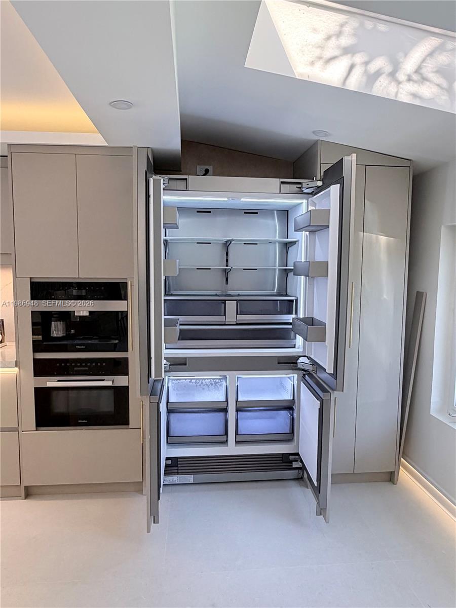 CAPRI ESTATES - Residential