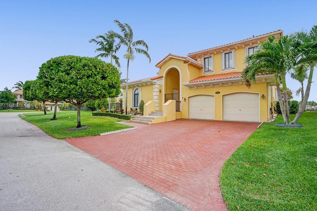 7722 SW 188th Ter
