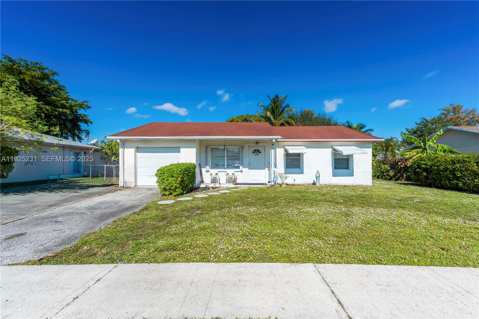 NORTH LAUDERDALE VILLAGE - Residential