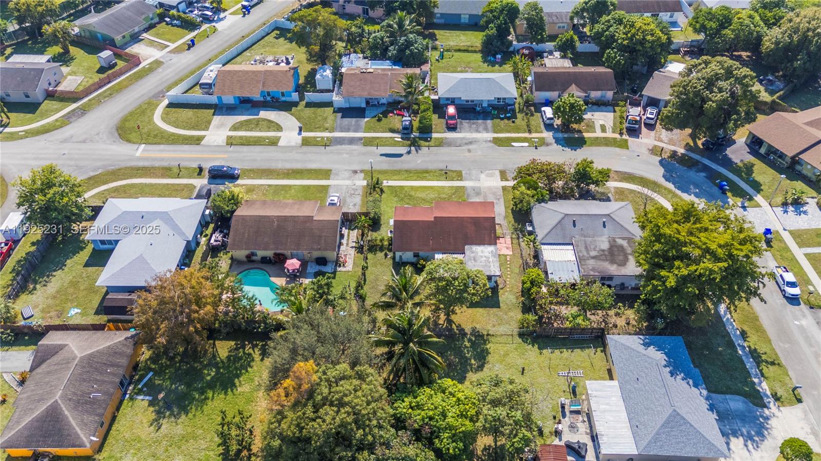 NORTH LAUDERDALE VILLAGE - Residential