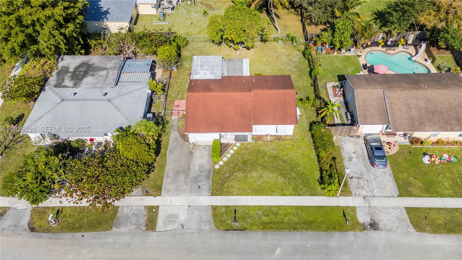 NORTH LAUDERDALE VILLAGE - Residential