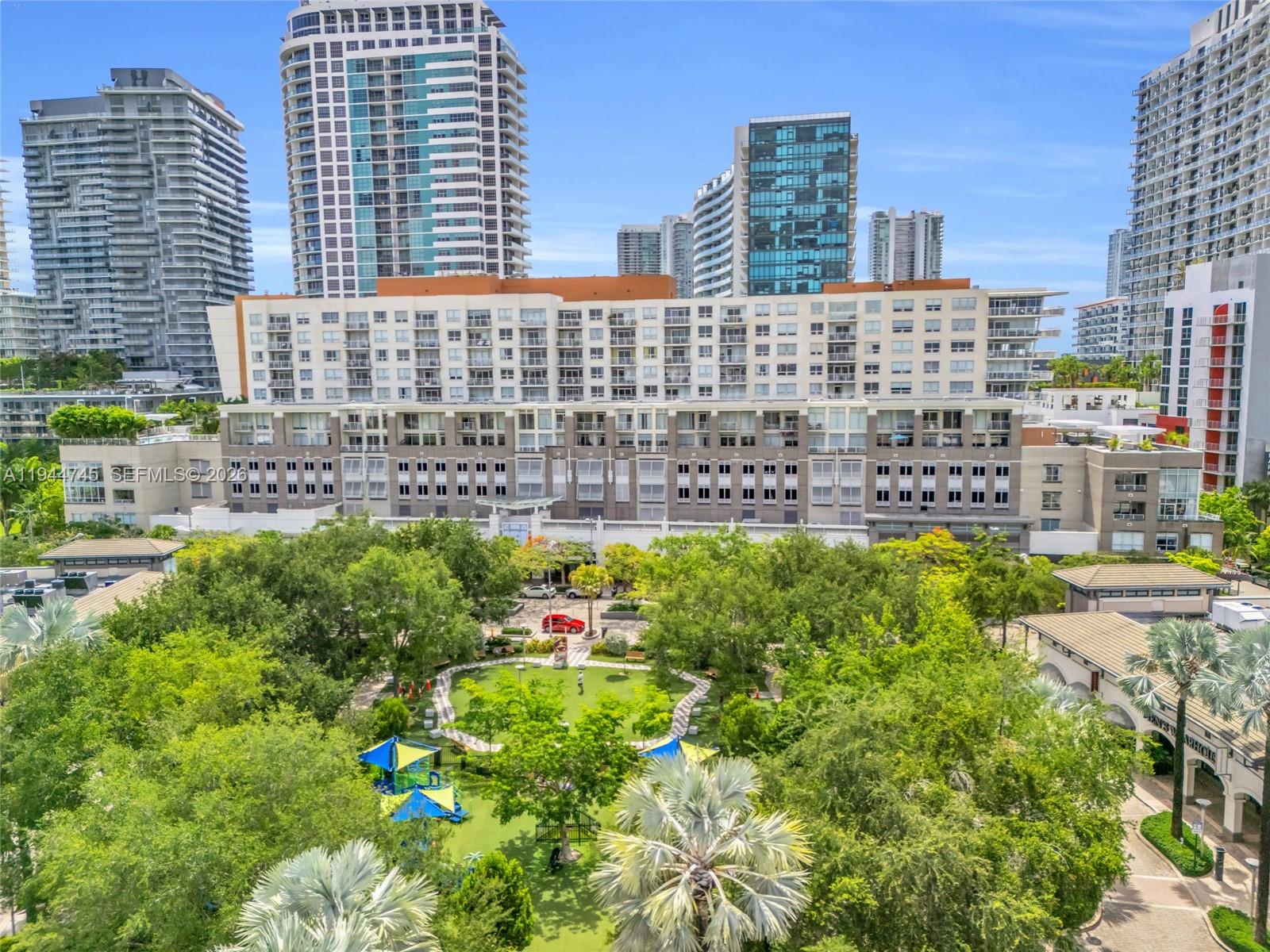 MIDBLOCK MIAMI CONDO - Residential