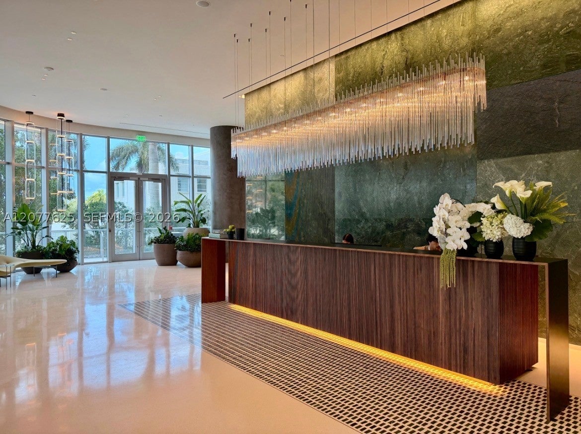 1400 Biscayne Blvd 1802