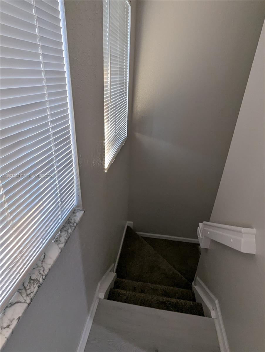 SHOMA TOWNHOMES AT KEYSCO - Residential Lease