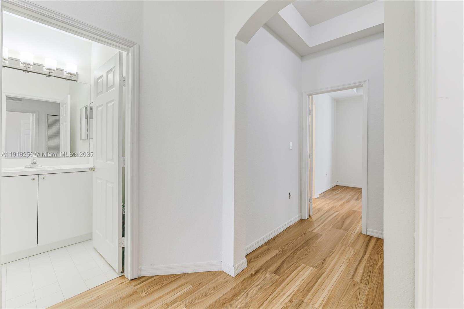 KENDALL BREEZE SOUTH - Residential