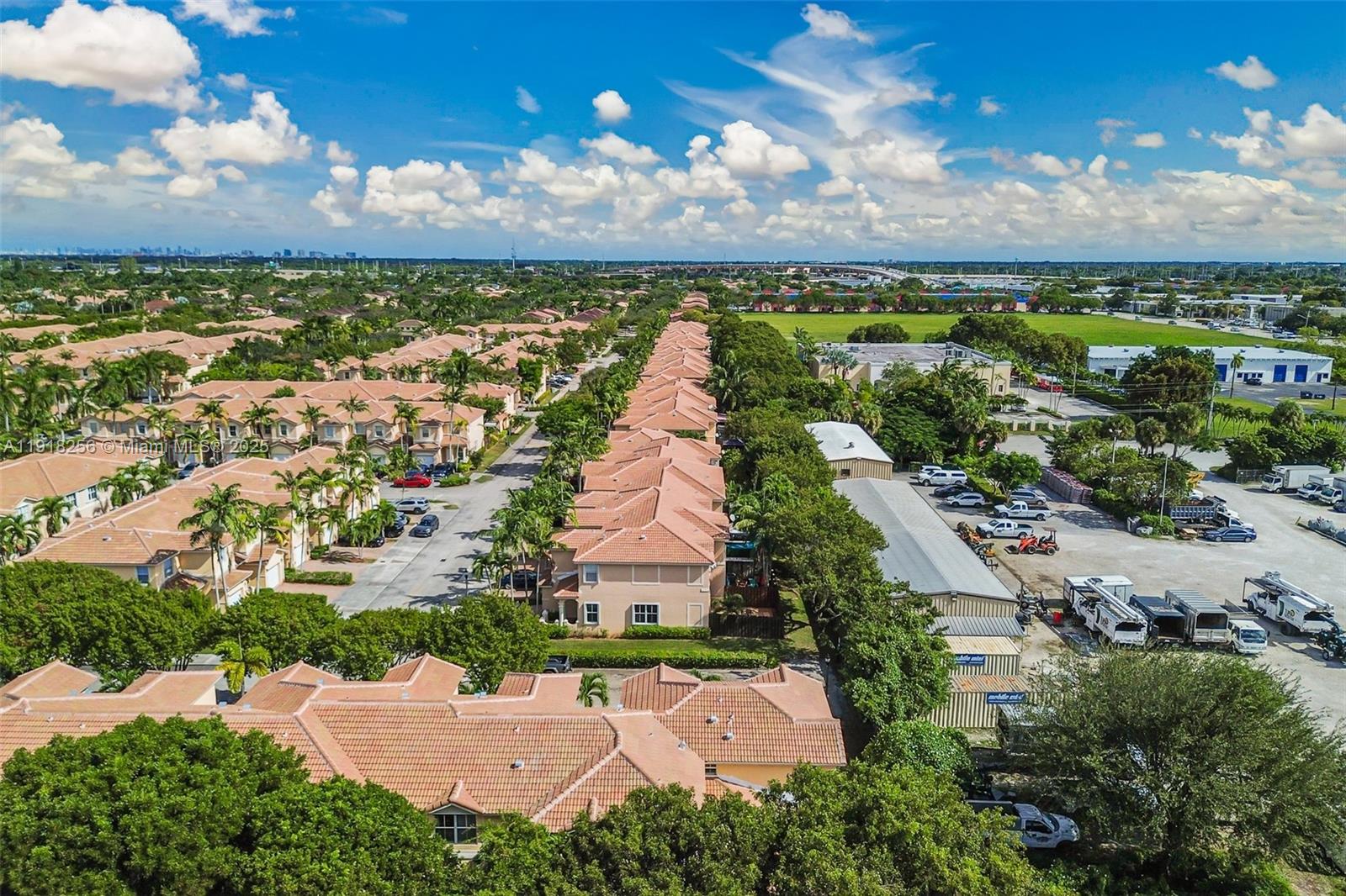 KENDALL BREEZE SOUTH - Residential