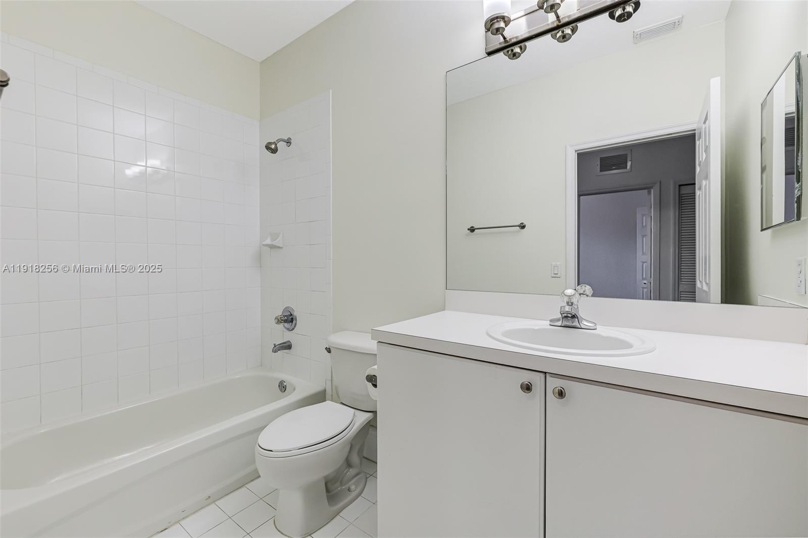 KENDALL BREEZE SOUTH - Residential