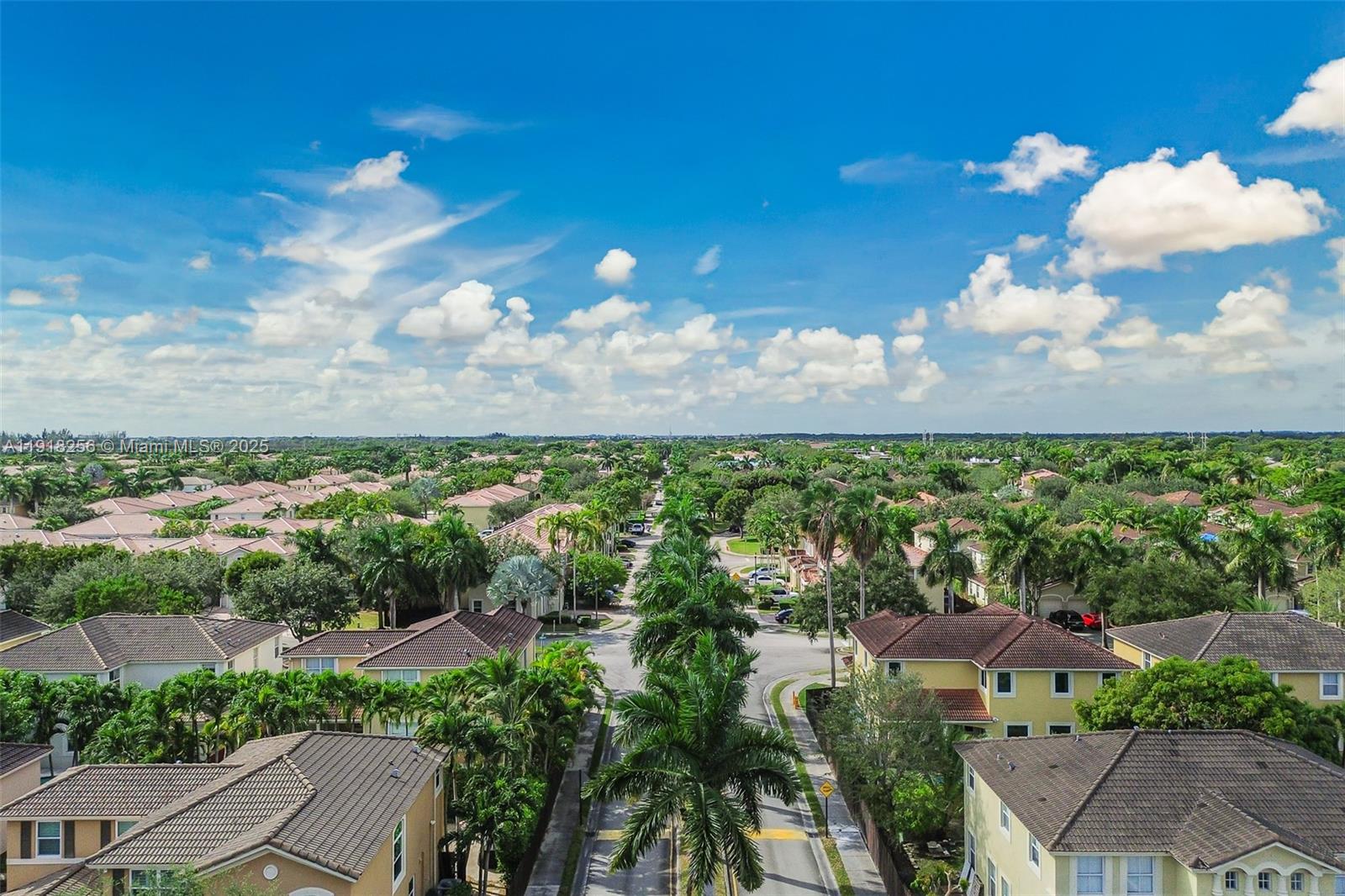 KENDALL BREEZE SOUTH - Residential