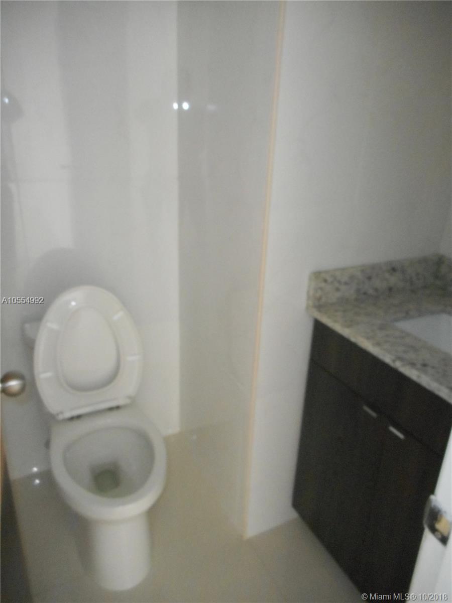 BAY HARBOR ISLAND - Residential Lease