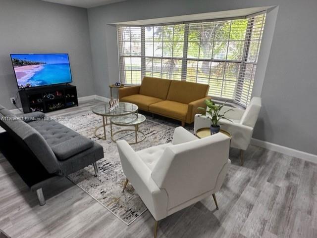 2359 Gabriel Ln