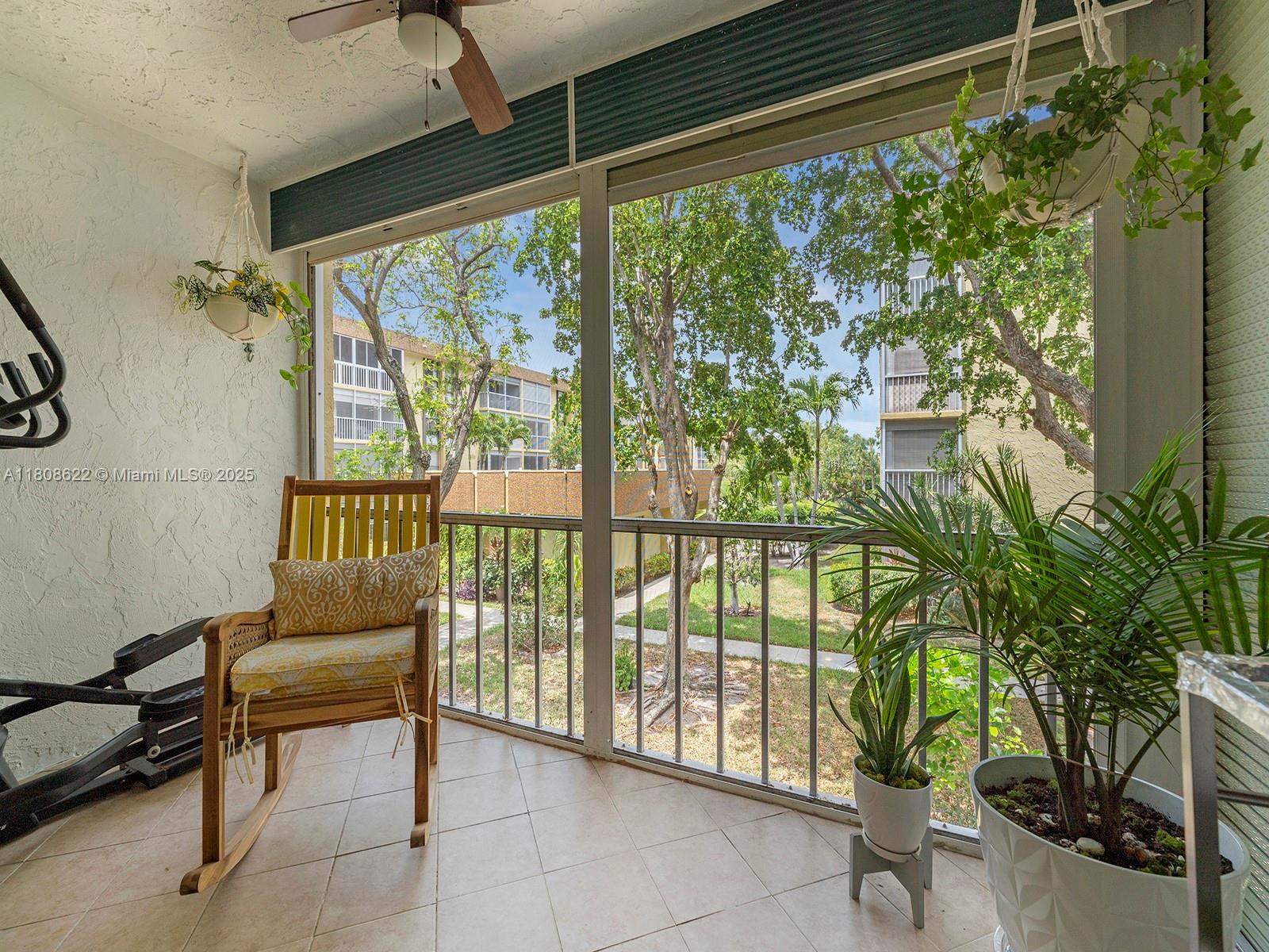 BELLA MAR B CONDO - Residential