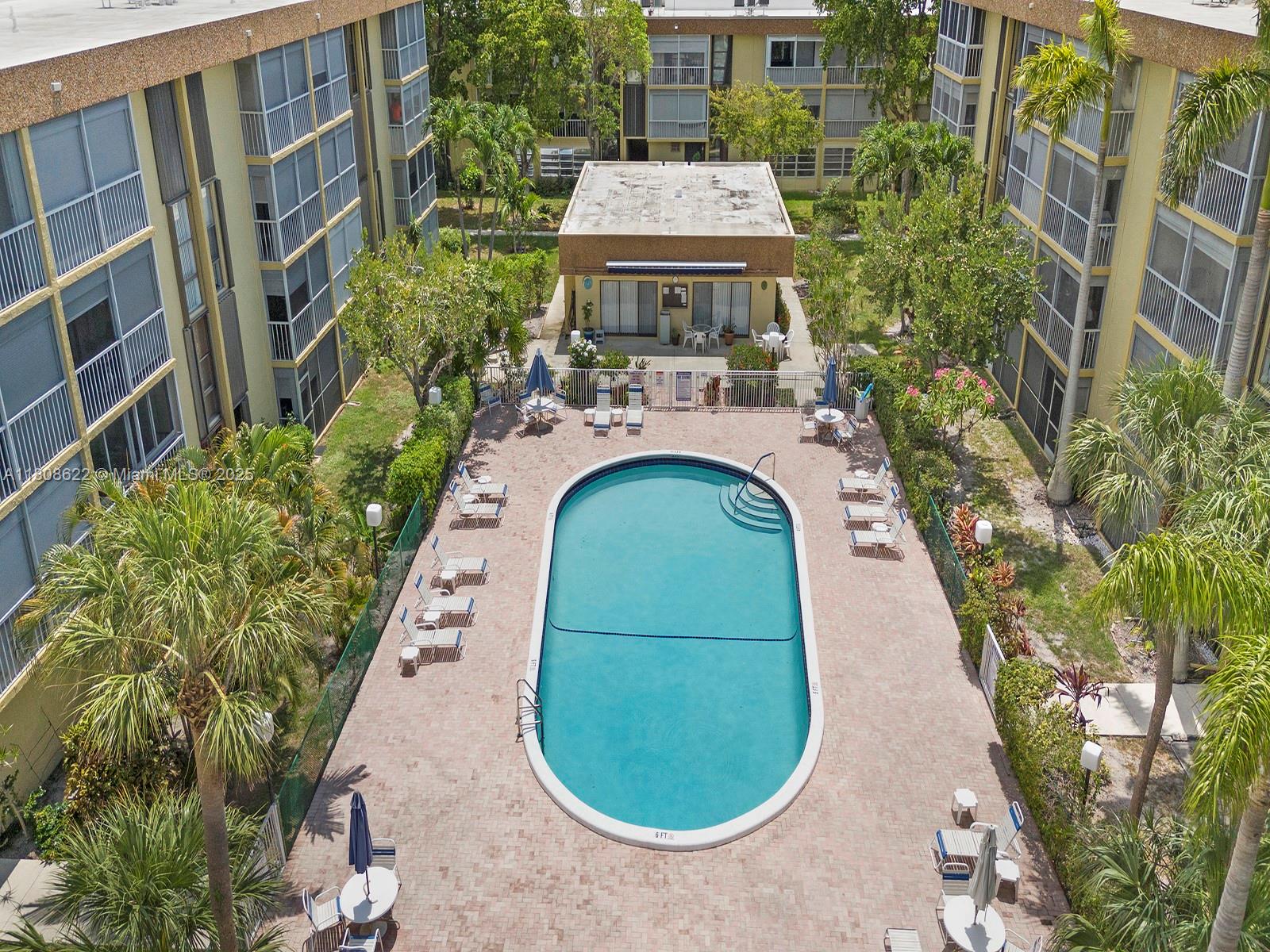 BELLA MAR B CONDO - Residential