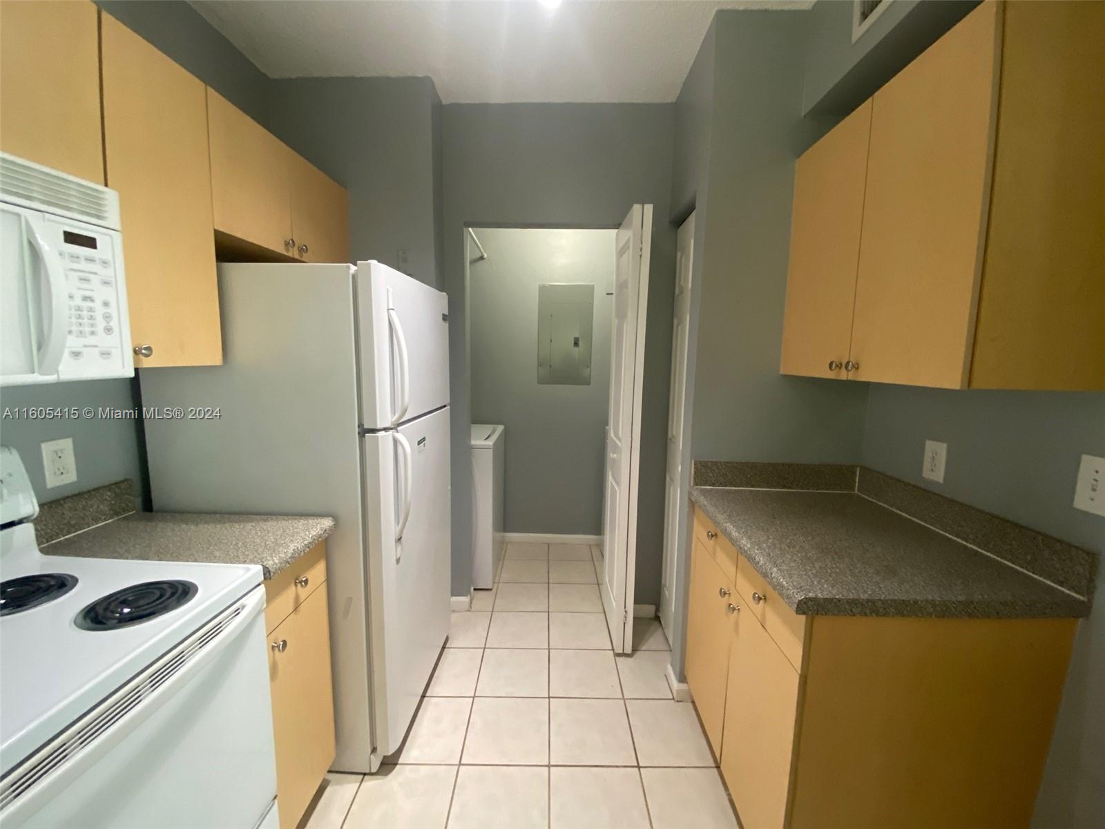 EL-AD NOB HILL CONDO - Residential Lease