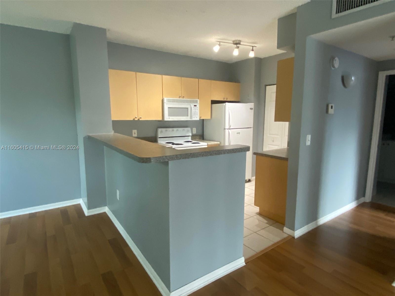 EL-AD NOB HILL CONDO - Residential Lease