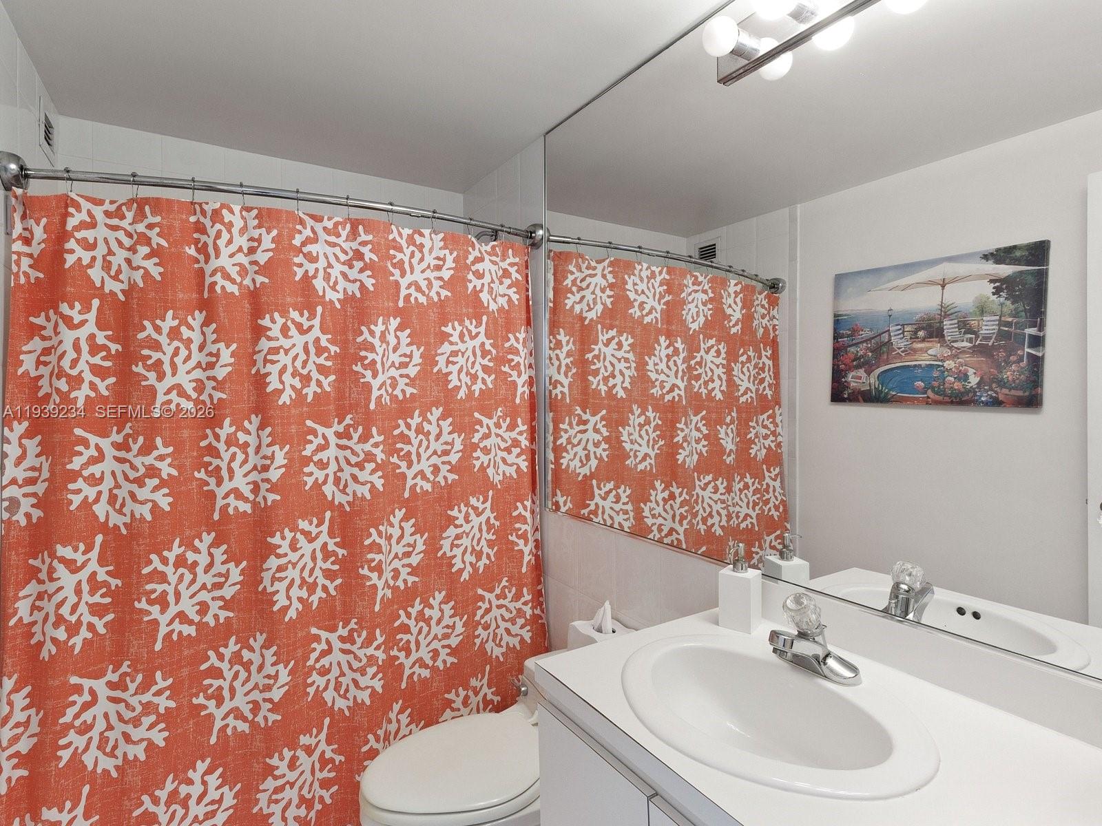 ALEXANDER TOWERS CONDO - Residential Lease