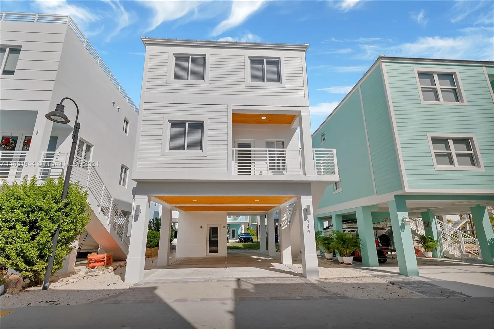 Key Largo, Florida 33037, United States, 2 Bedrooms Bedrooms, ,1 BathroomBathrooms,Residential,Active,43311