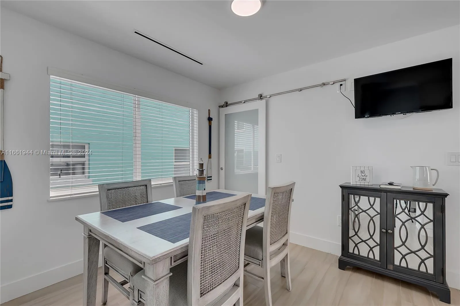 Key Largo, Florida 33037, United States, 2 Bedrooms Bedrooms, ,1 BathroomBathrooms,Residential,Active,43311