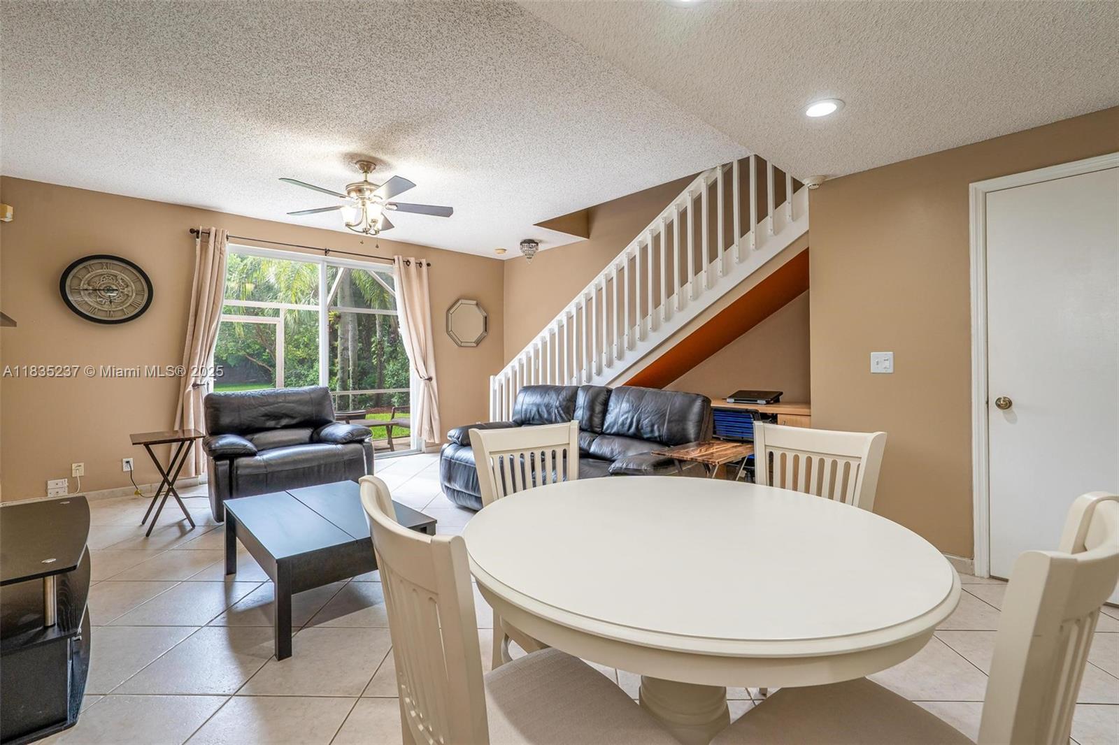 SECTORS 3 & 4 BOUNDARY PL - Residential