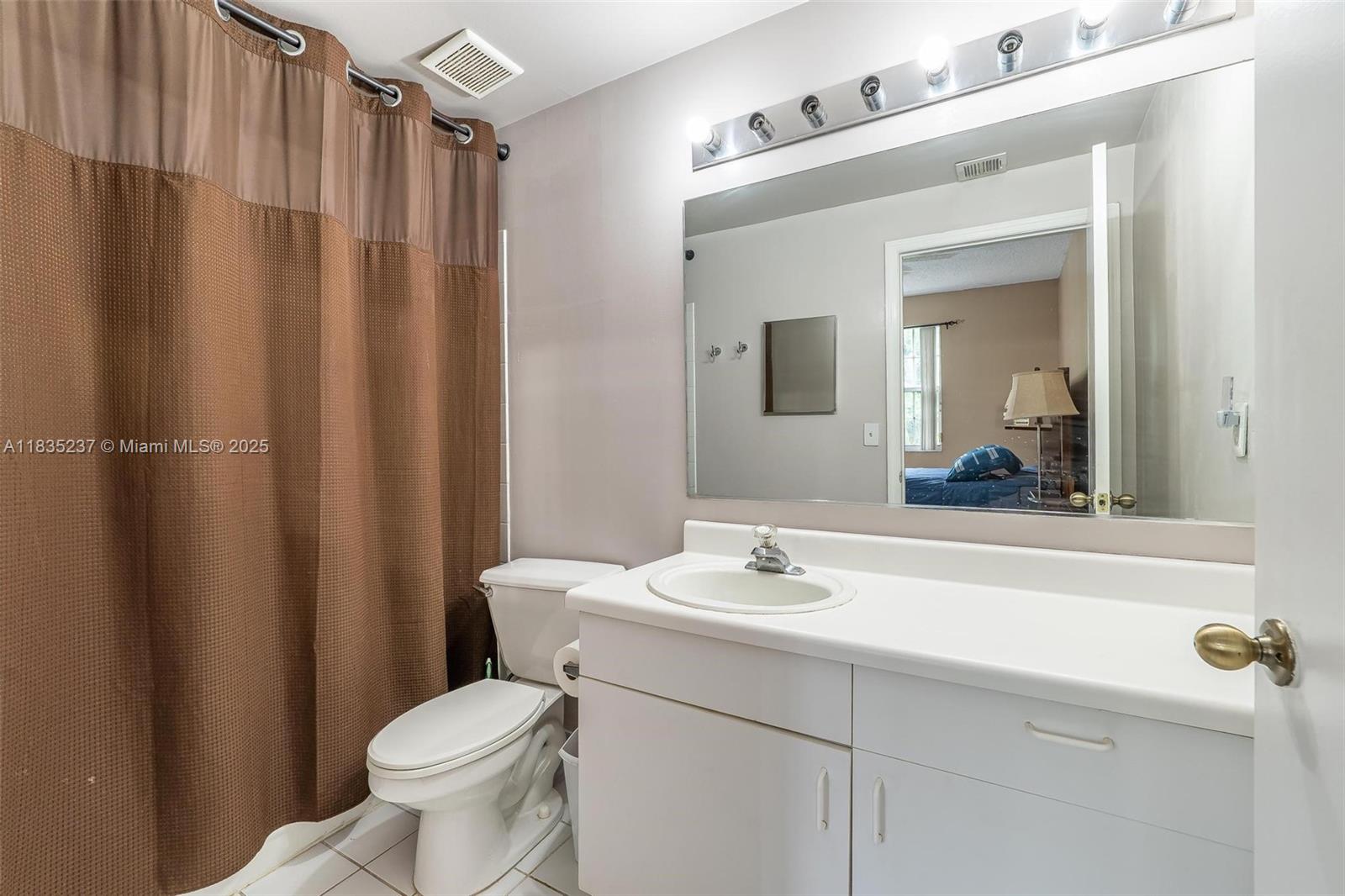 SECTORS 3 & 4 BOUNDARY PL - Residential