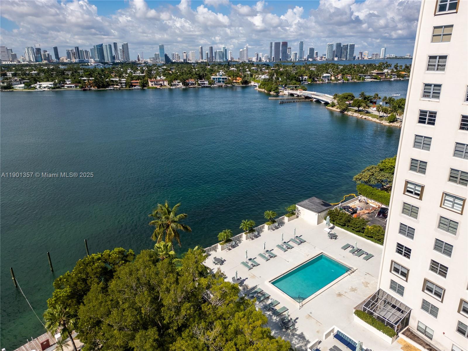 View photos, virtual tours, details... 5 Island Ave LE