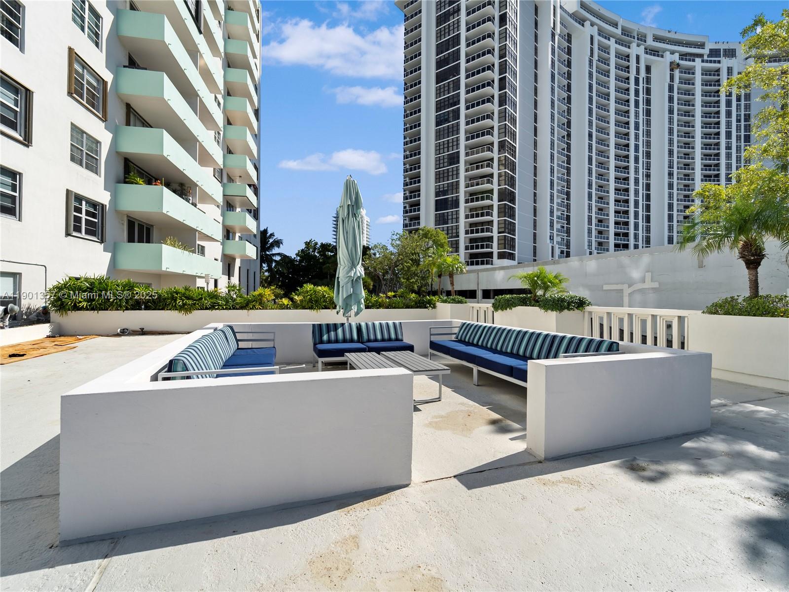 ISLAND TERRACE CONDO - Residential