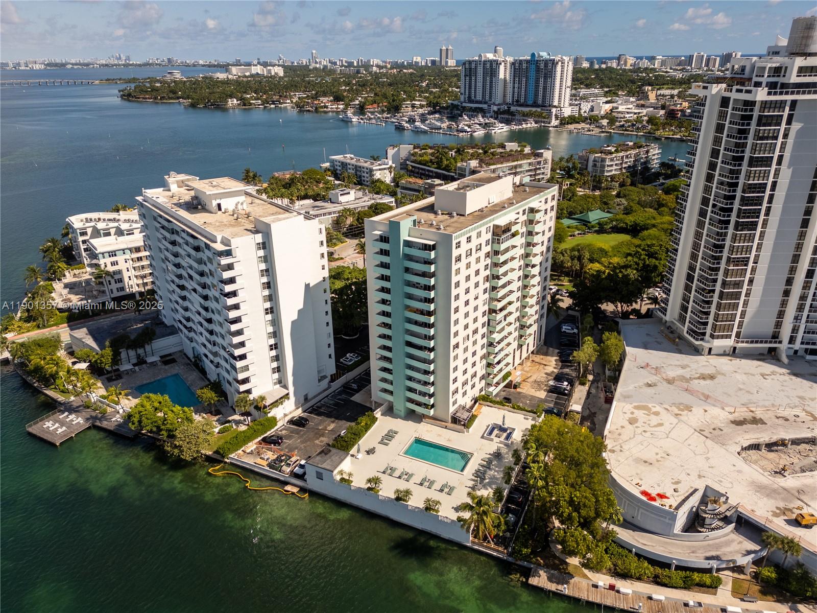 ISLAND TERRACE CONDO - Residential