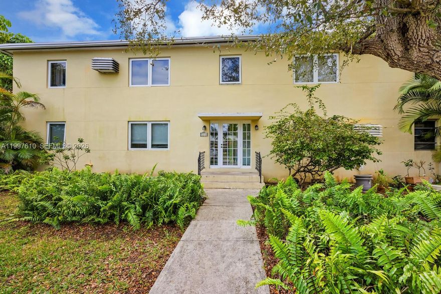 Beautiful 2 bedroom/1 bath located at the Rene Condos in the heart of South Miami/High Pines area.This cozy unit
has been recently updated and is located on the second floor, it features a spacious living and dining room, open
kitchen, wood floors and impact windows. The property is surrounded by trees and gardens with a pool, laundry
facility and easy parking. With its convenient location, you have access to many attractions in Downtown South
Miami, University of Miami and the Metrorail. Don’t miss out on this opportunity to make this your sweet new home.