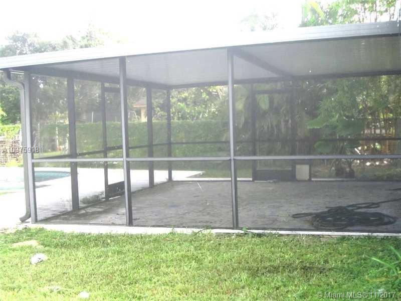 BROWARD GARDENS - Residential Lease