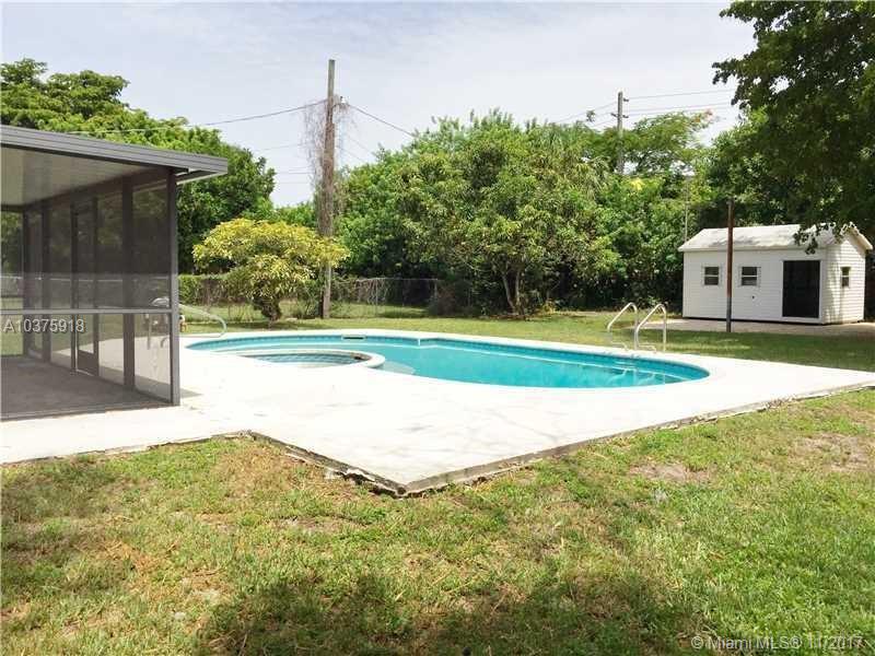 BROWARD GARDENS - Residential Lease