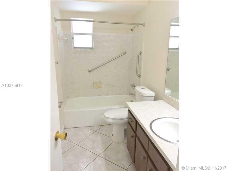 BROWARD GARDENS - Residential Lease