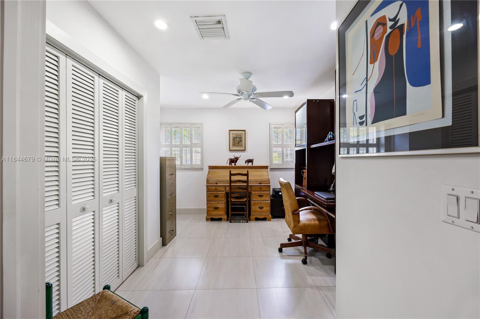 BLUE LAKE - Residential