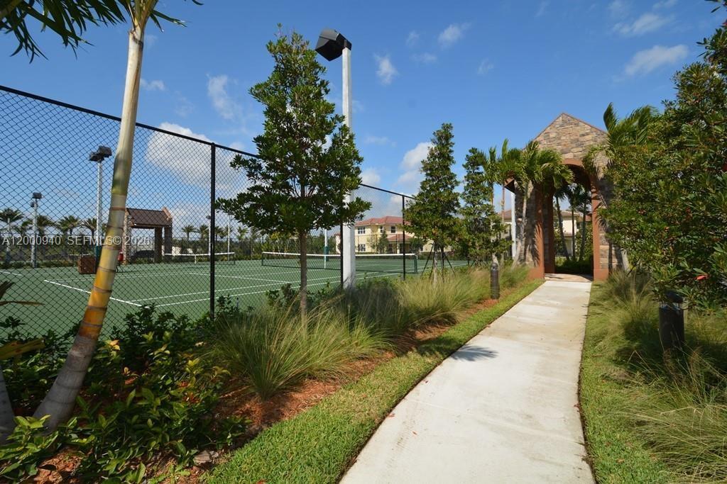 DEBUYS PLAT - Residential Lease