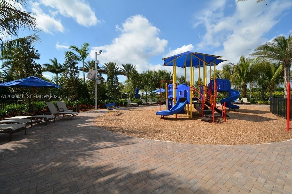 DEBUYS PLAT - Residential Lease