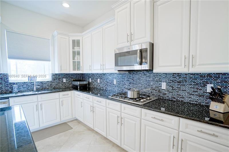 DEBUYS PLAT - Residential Lease