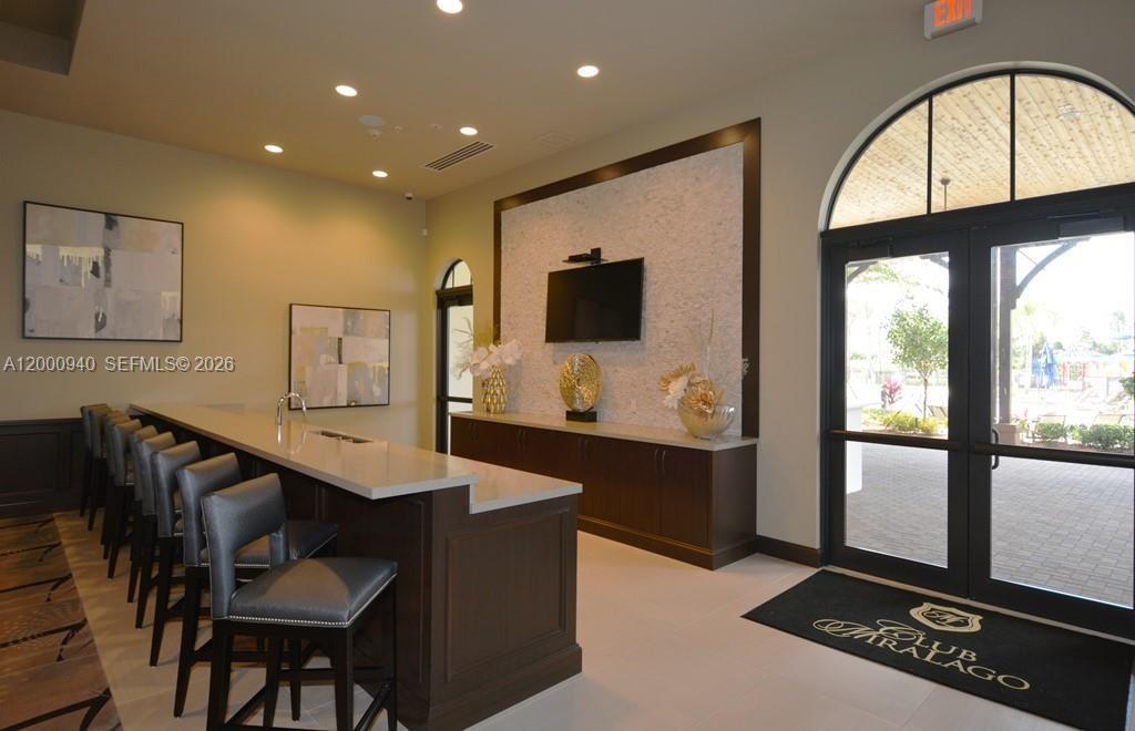 DEBUYS PLAT - Residential Lease