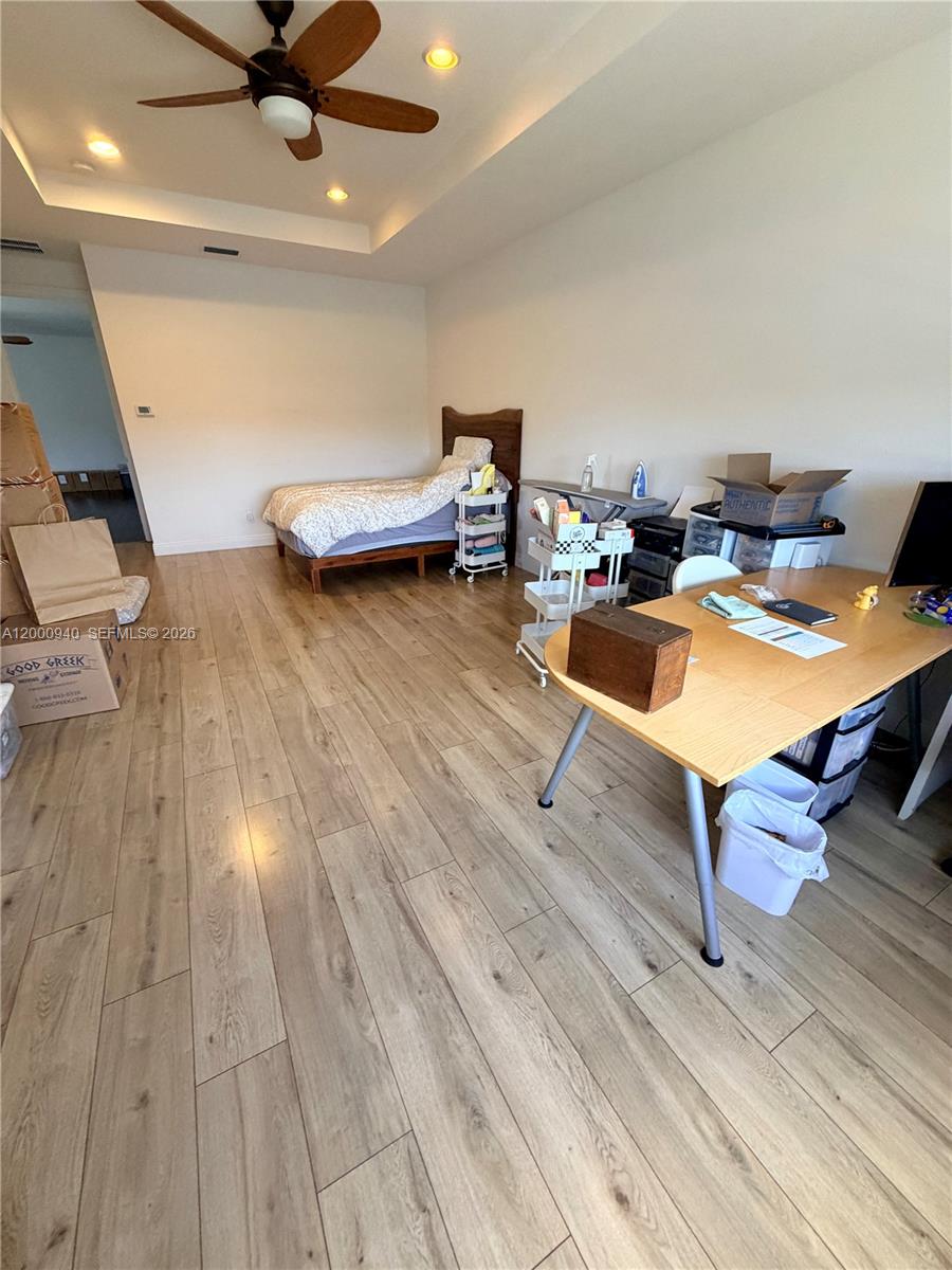 DEBUYS PLAT - Residential Lease