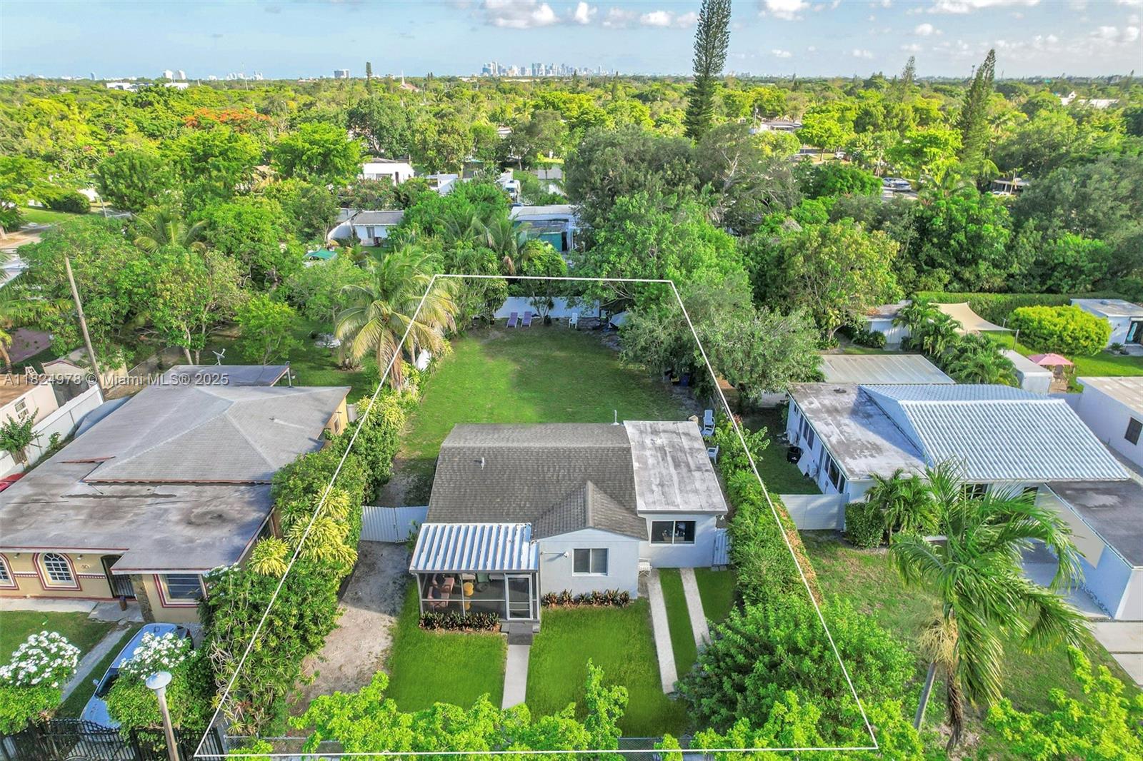 50 NW 127th St