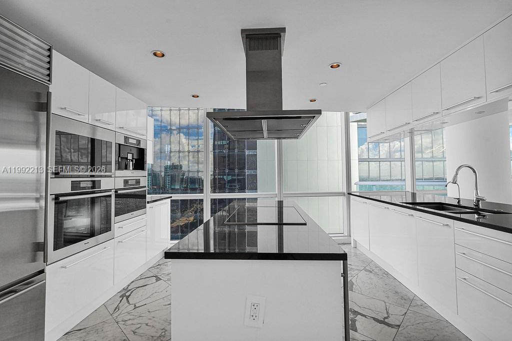 JADE OCEAN CONDO - Residential Lease