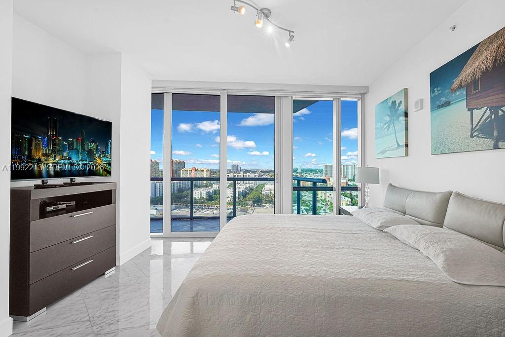 JADE OCEAN CONDO - Residential Lease
