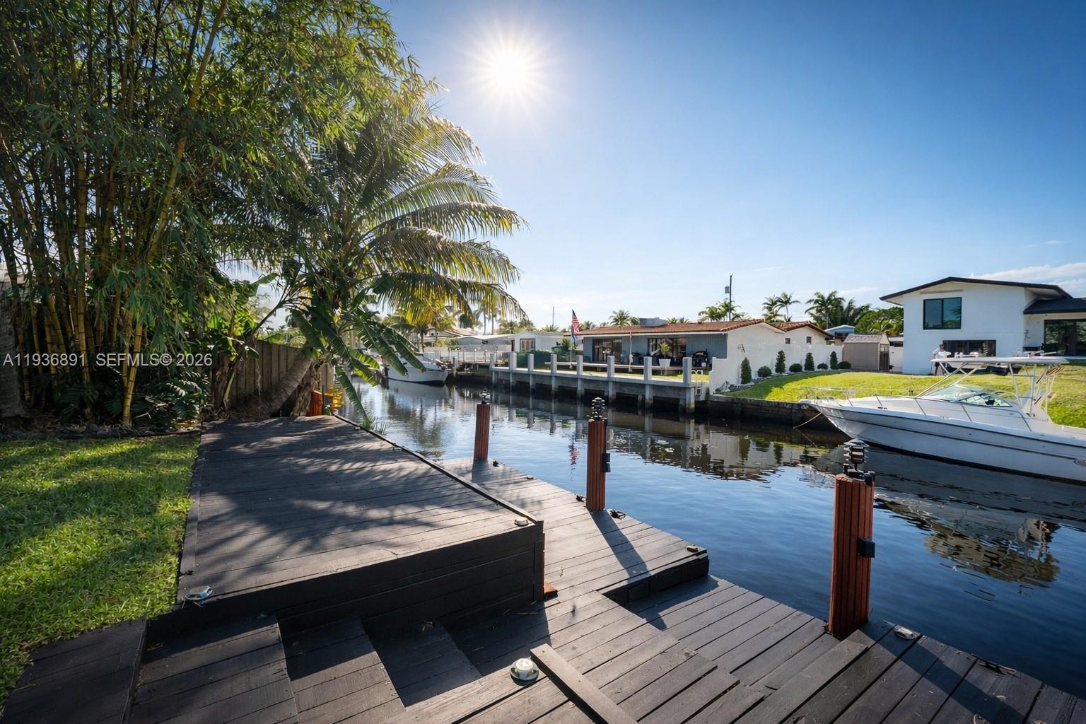 LAUDERDALE ISLES NO 2-BLK - Residential Lease