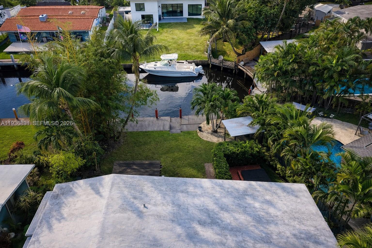 LAUDERDALE ISLES NO 2-BLK - Residential Lease