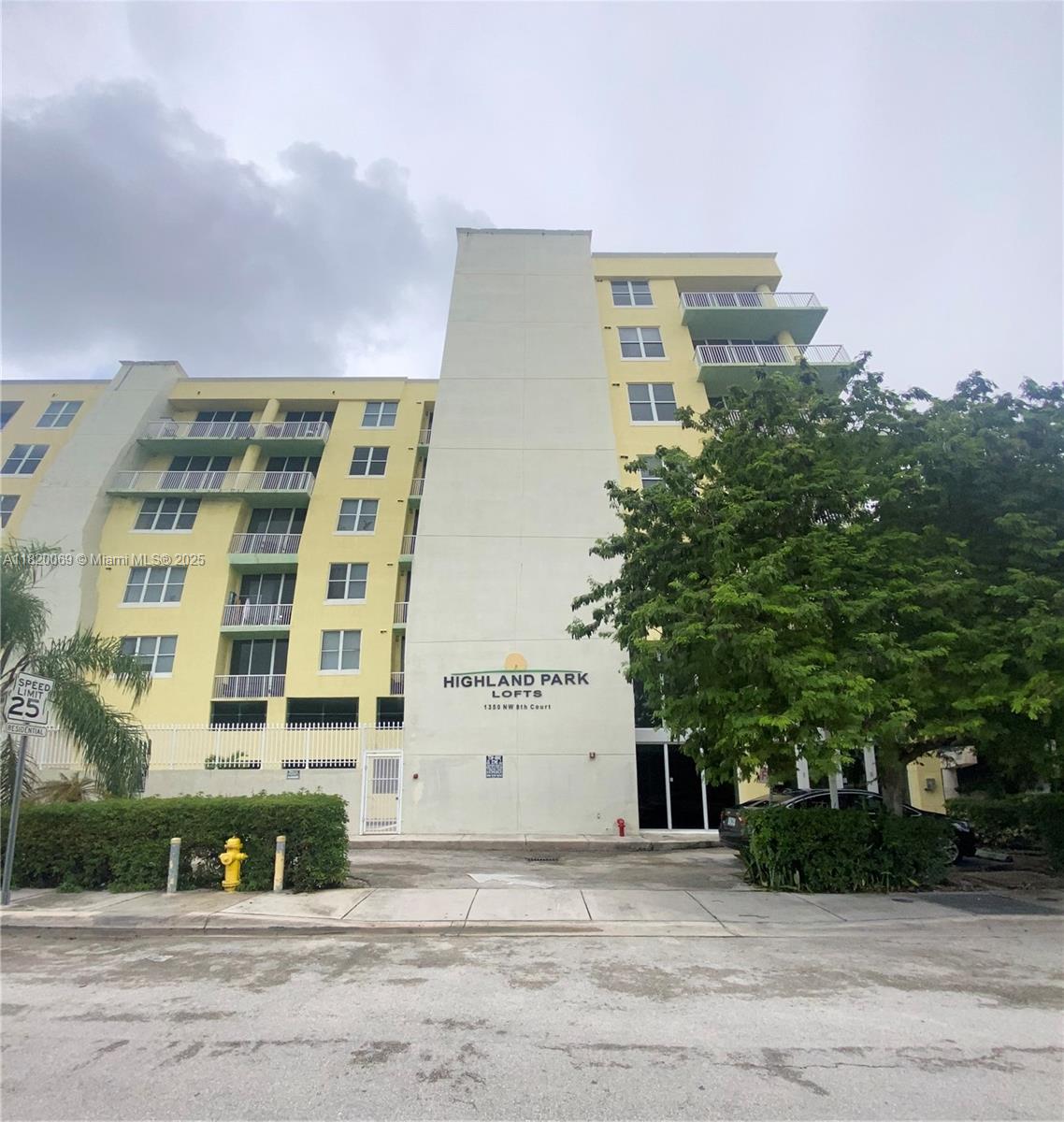 Rental Property at 1350 Nw 8th Ct B3-5, Miami, Broward County, Florida - Bedrooms: 1 
Bathrooms: 1  - $2,050 MO.