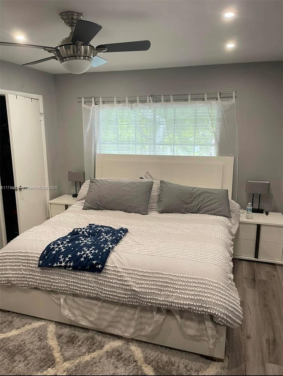CHATEAU DE VILLE CONDO - Residential