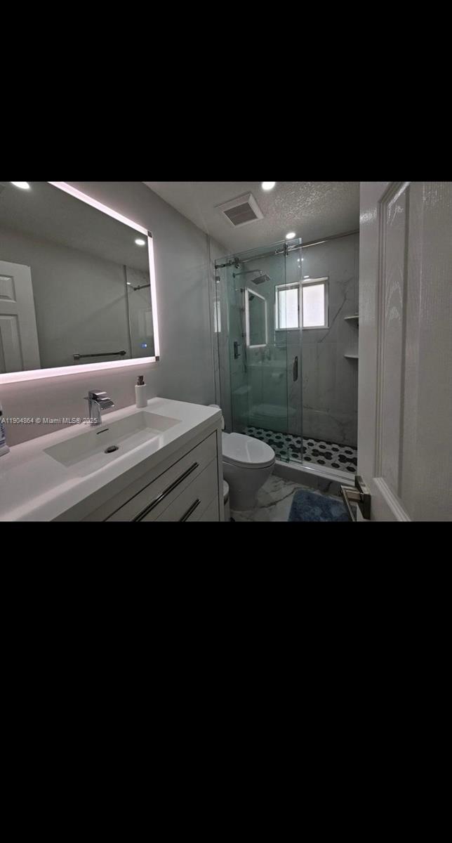 HARBOR SHORES - Residential