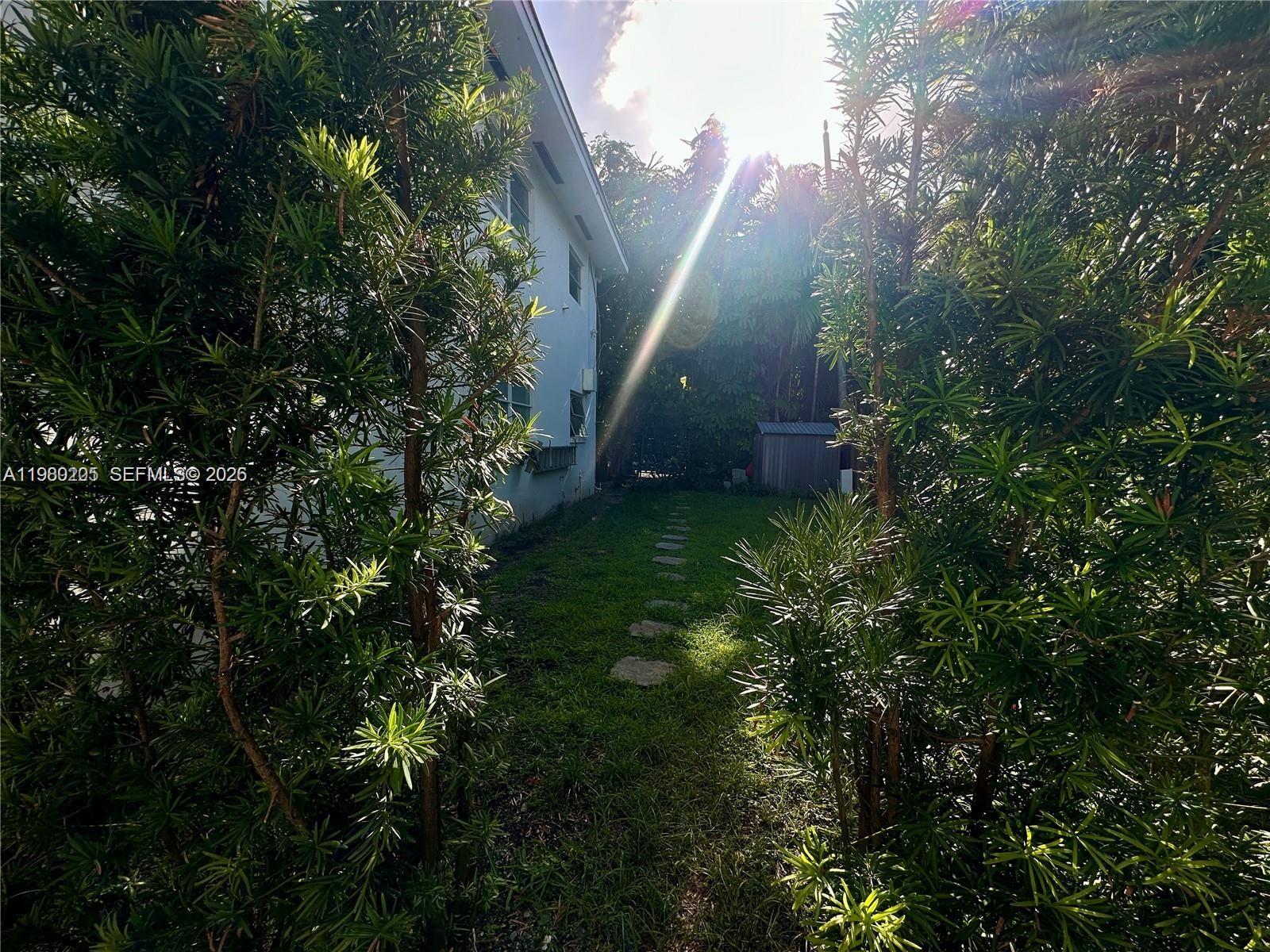 BAY HARBOR ISLAND - Residential Lease