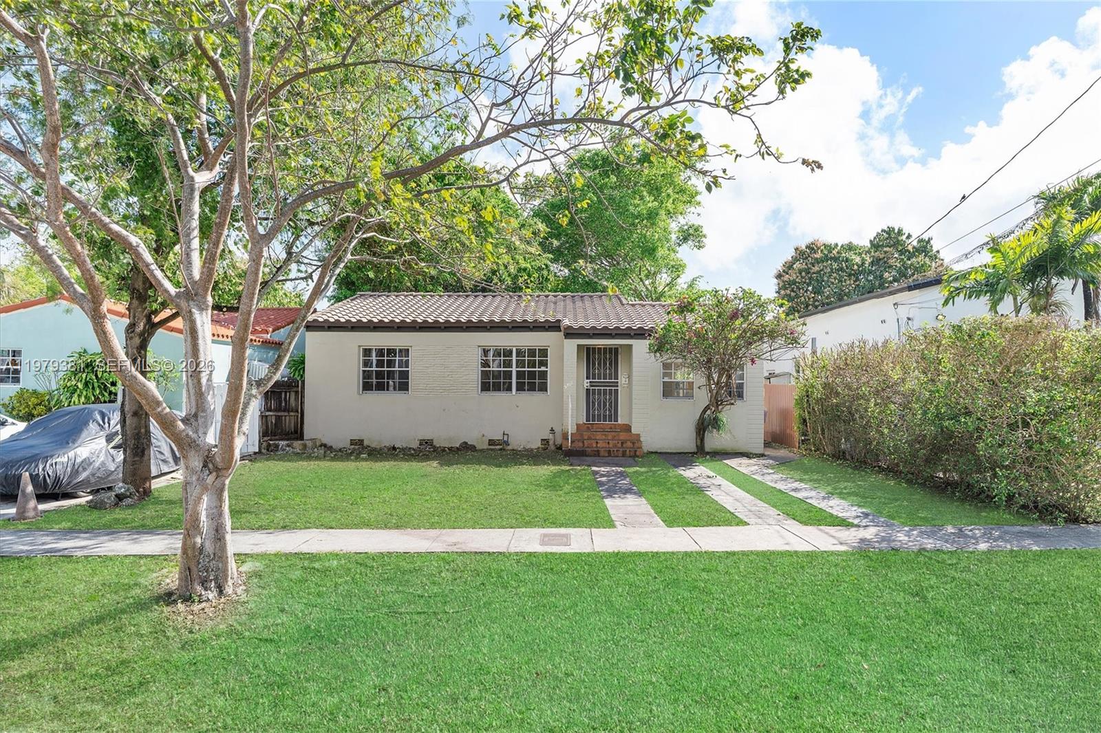 GRAPELAND PARK - Residential